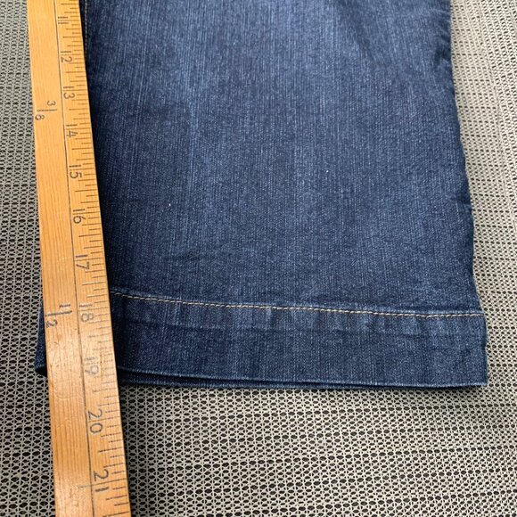 Sonoma Life + Style Womens Size 16 Blue Modern Capri Denim - Picture 7 of 10